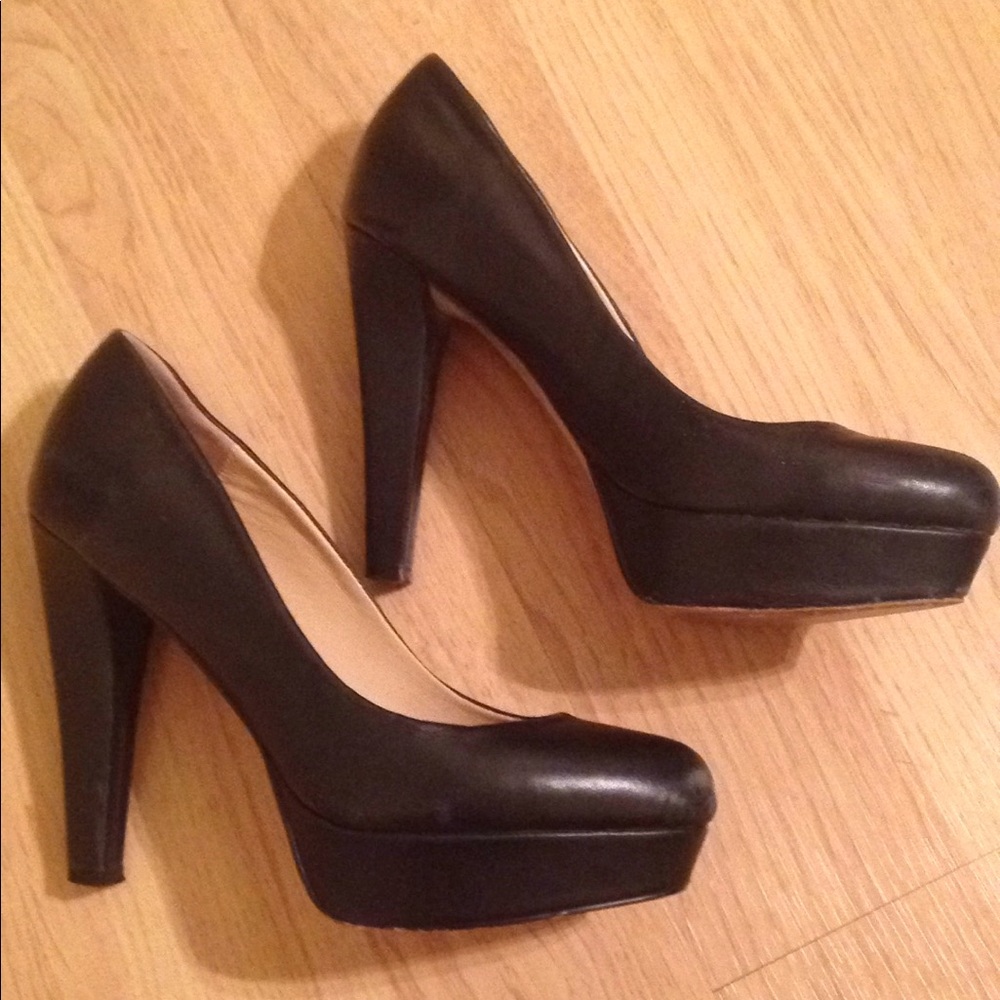Paco Gil Black Leather Platform Pumps- Black 8M